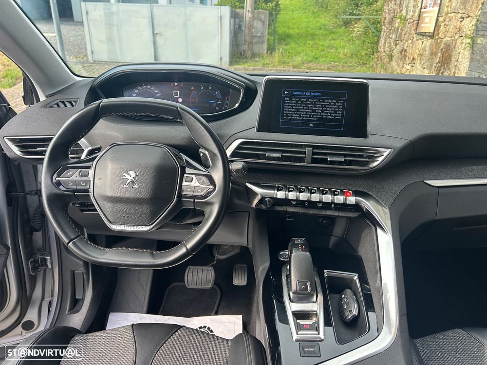 Peugeot 5008 BlueHDI 130 EAT8 Allure Pack - 13