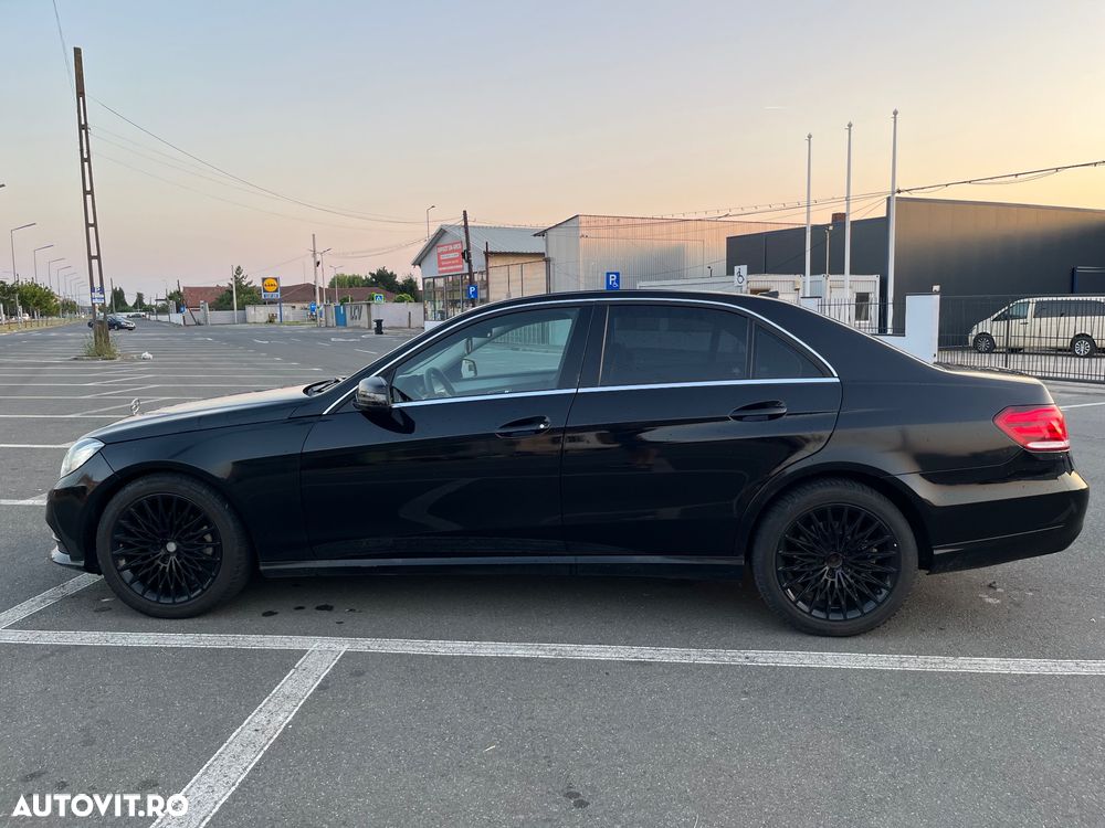 Mercedes-Benz E 220 BlueTEC 9G-TRONIC - 9