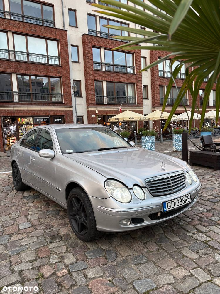 Mercedes-Benz Klasa E 240 Elegance - 2