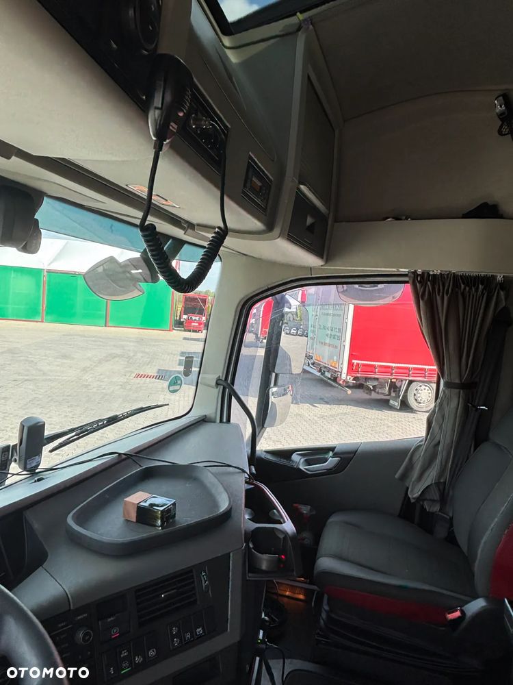 Volvo FH4 - 11