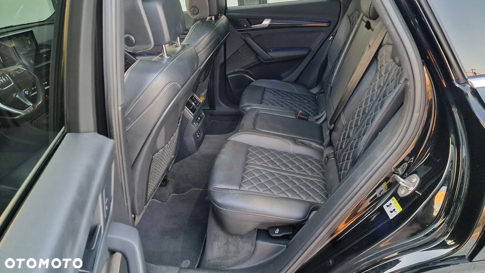 Audi SQ5 - 25