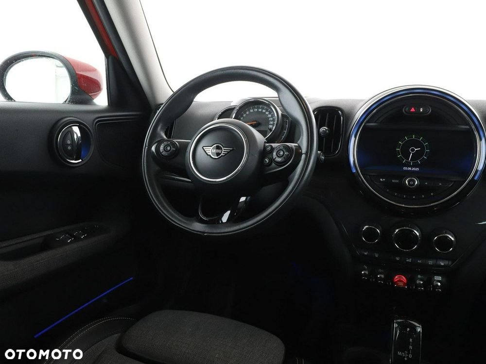 MINI Countryman Cooper D ALL4 - 16