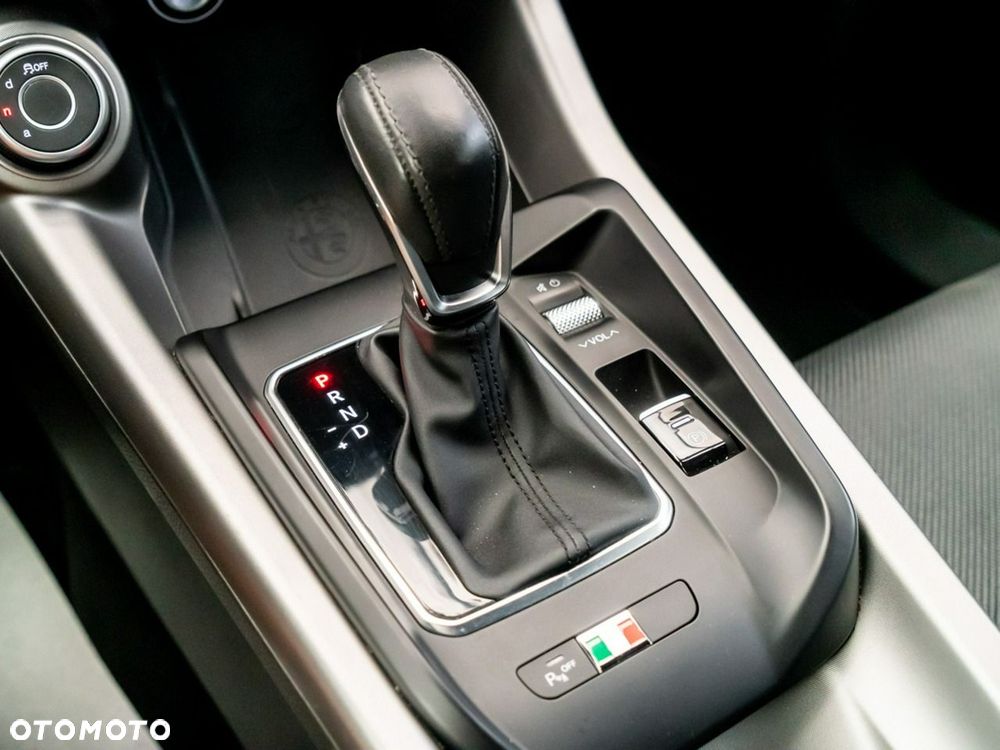 Alfa Romeo Tonale 1.5 T4 GSE mHEV Sprint DCT - 17