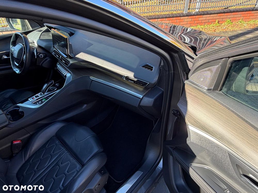 Peugeot 5008 BlueHDi 180 EAT8 GT - 31