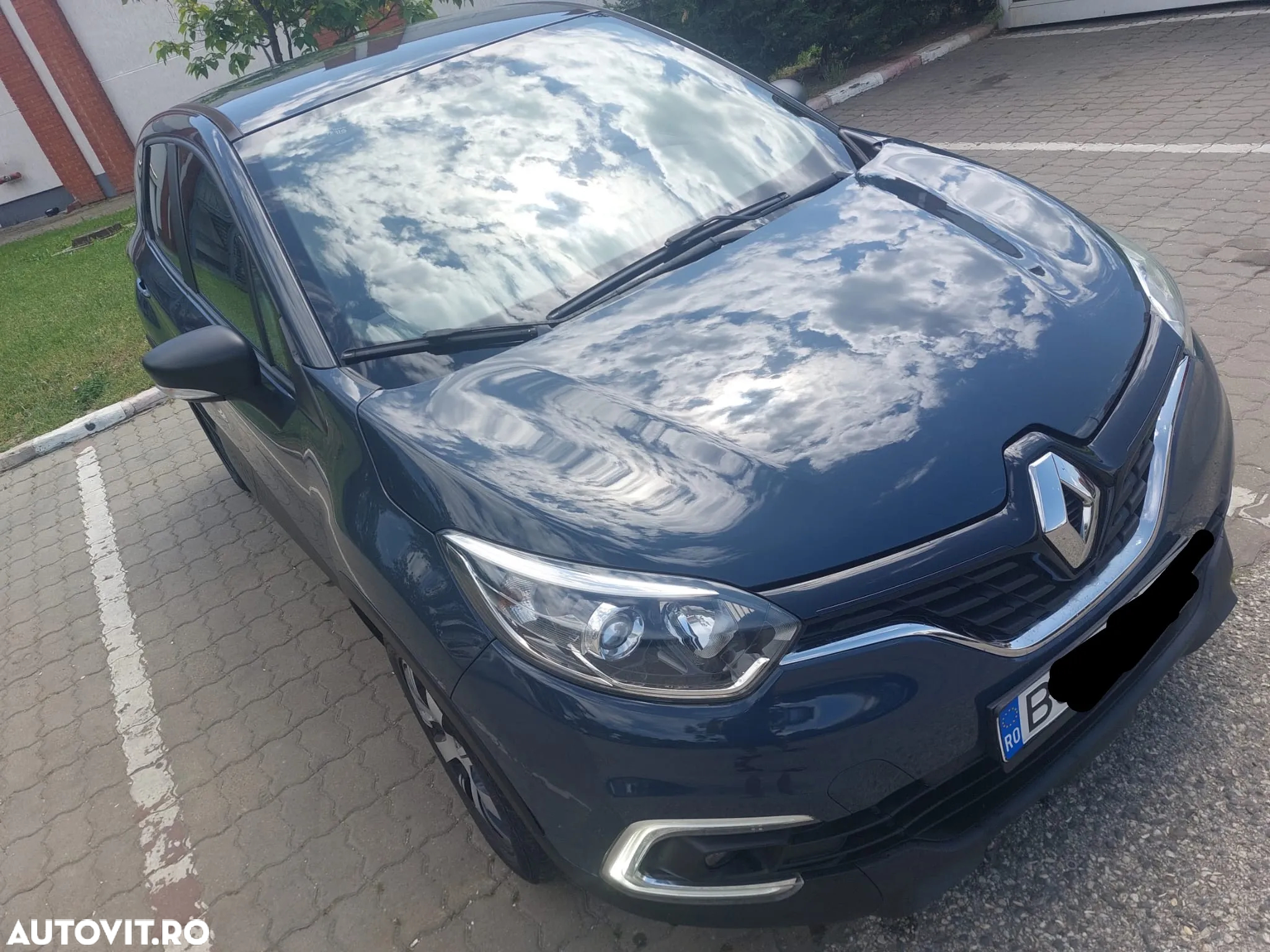 Renault Captur TCe Life Evo - 3