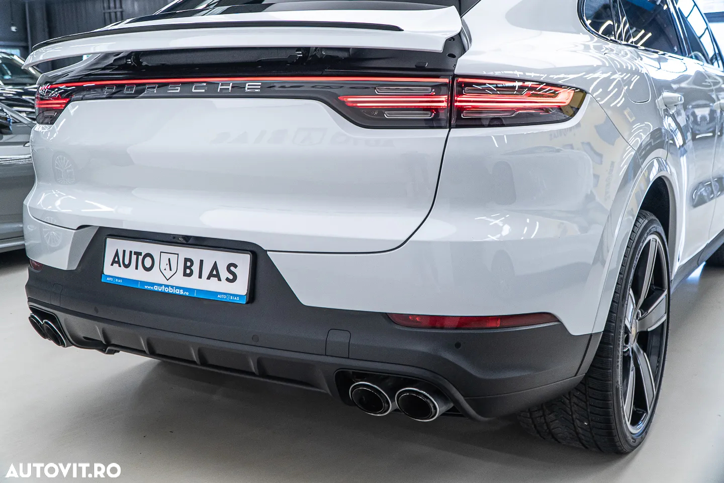 Porsche Cayenne Coupe Tiptronic S - 13