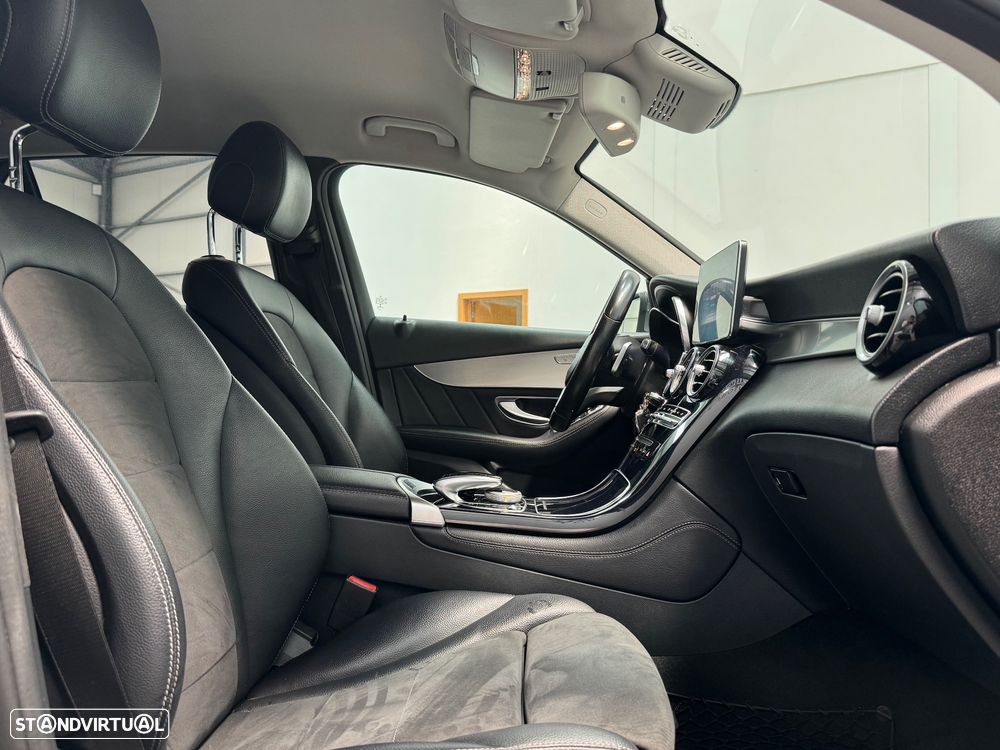 Mercedes-Benz GLC 220 d 4Matic 9G-TRONIC AMG Line - 30