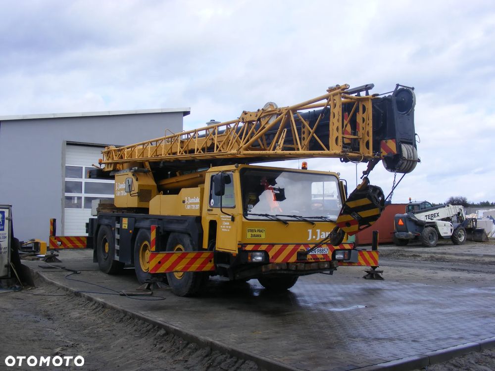 Liebherr LTM 1050 - 5