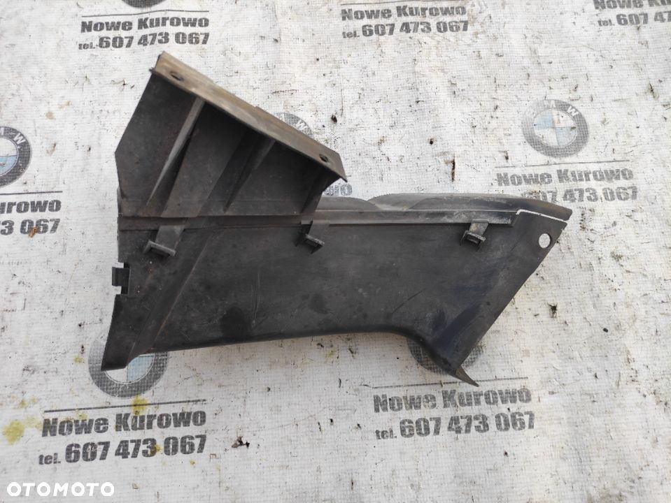 BMW E53 X5 Wlot tunel powietrza na tarczę hamulcową prawy 8402426 - 3