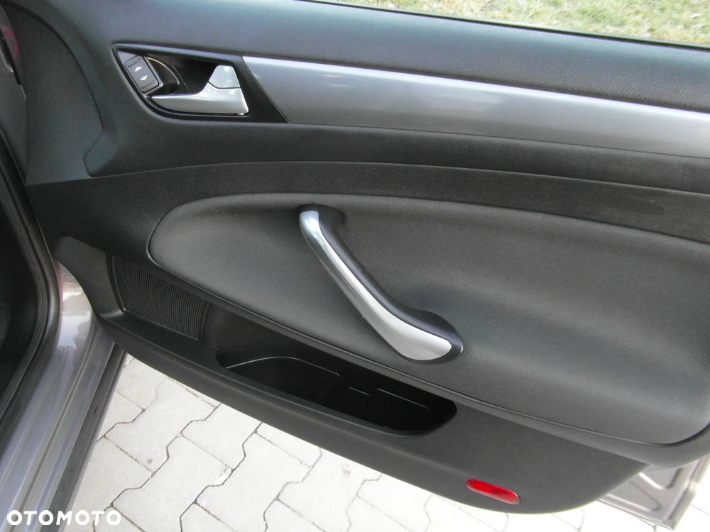 Ford Mondeo 2.0 Trend X - 30