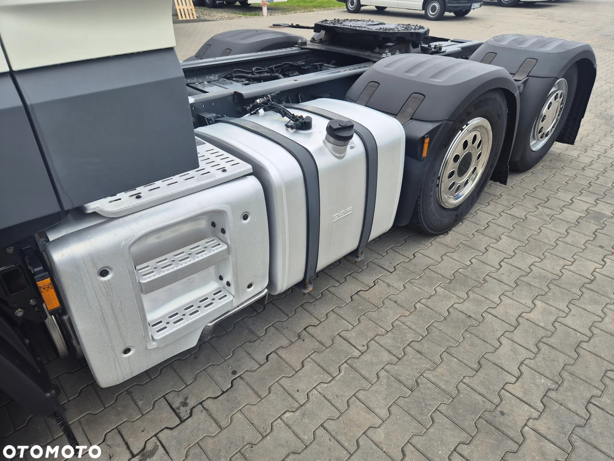 DAF XF 530 FTR  6x2 Super Space Cab - 3