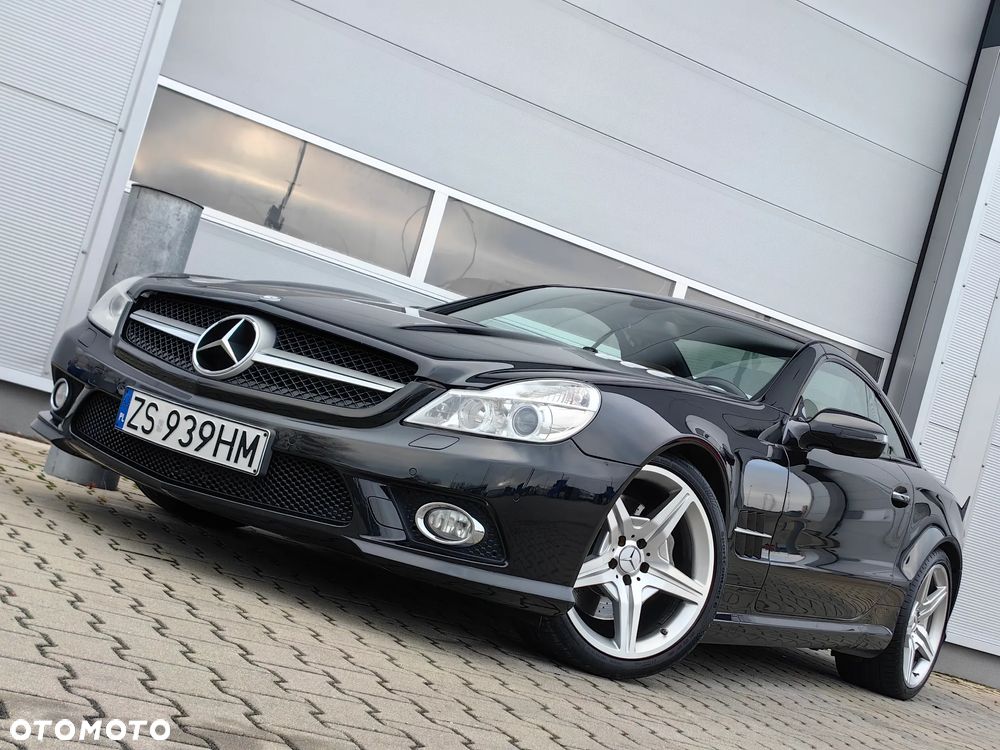Mercedes-Benz SL - 32