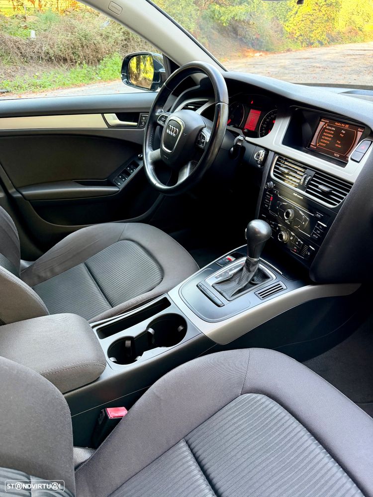 Audi A4 Avant - 11