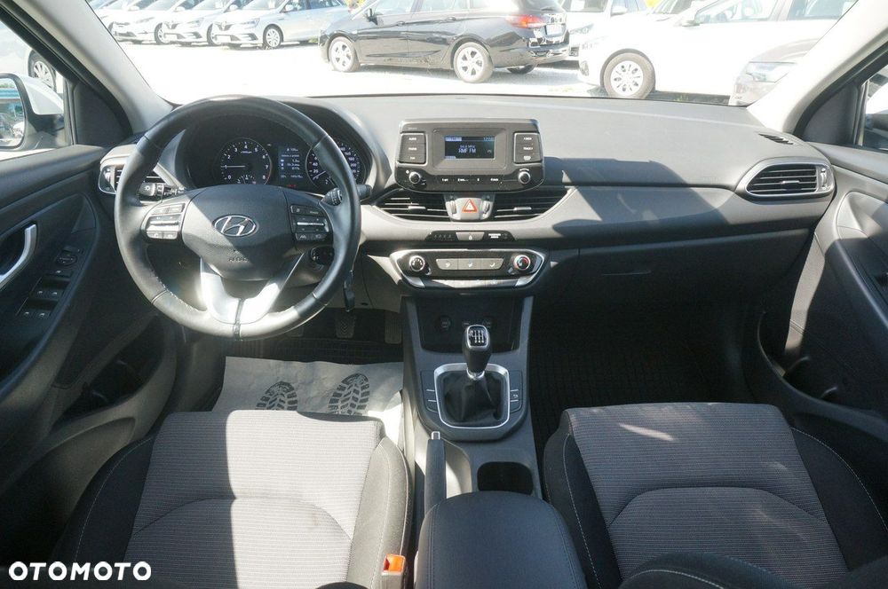 Hyundai i30 1.0 T-GDI Modern - 10
