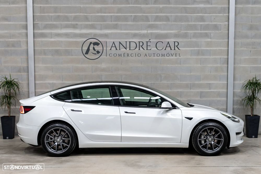 Tesla Model 3 Standard Range Plus RWD - 5