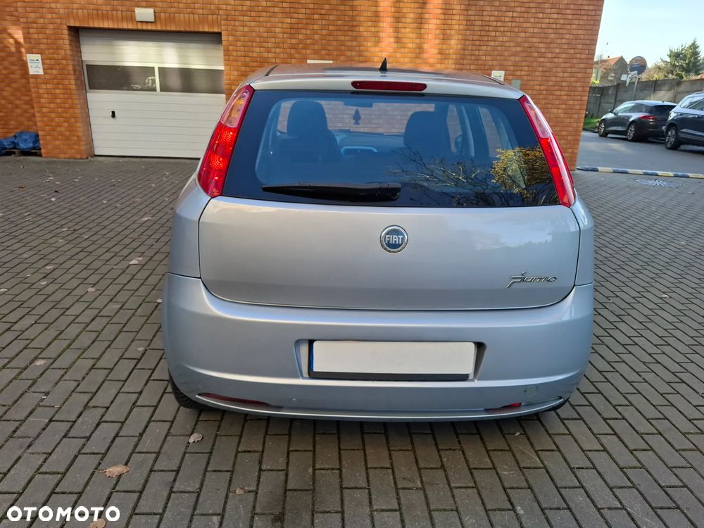 Fiat Grande Punto 1.2 8V Dynamic - 25