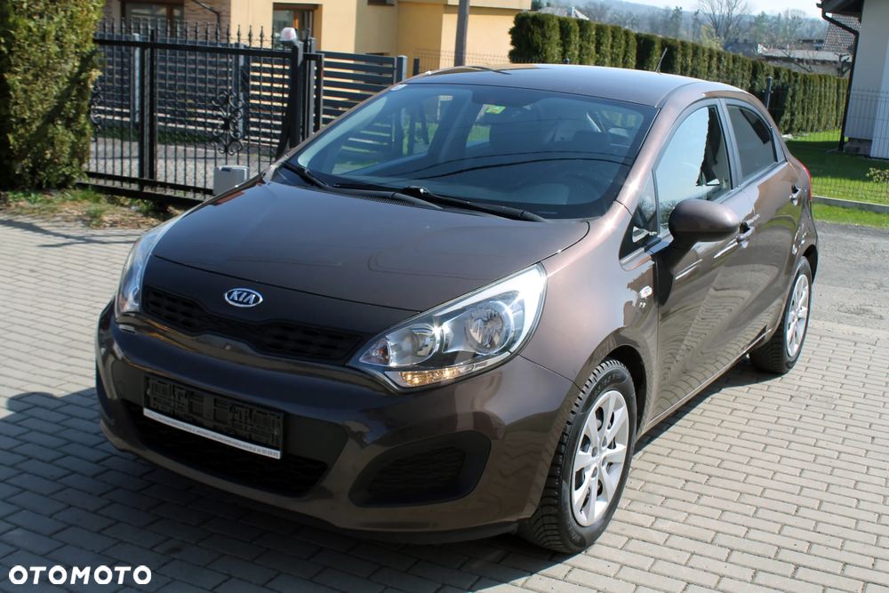 Kia Rio - 3