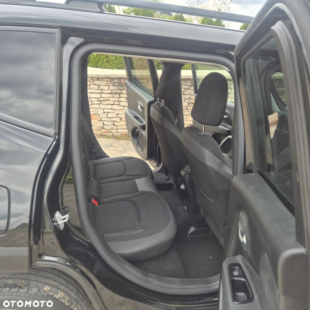 Jeep Renegade 1.3 T-GDI Limited - 17