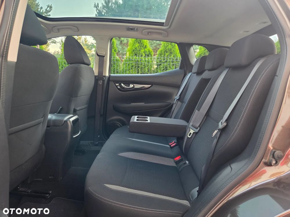 Nissan Qashqai 1.3 DIG-T Tekna+ - 28