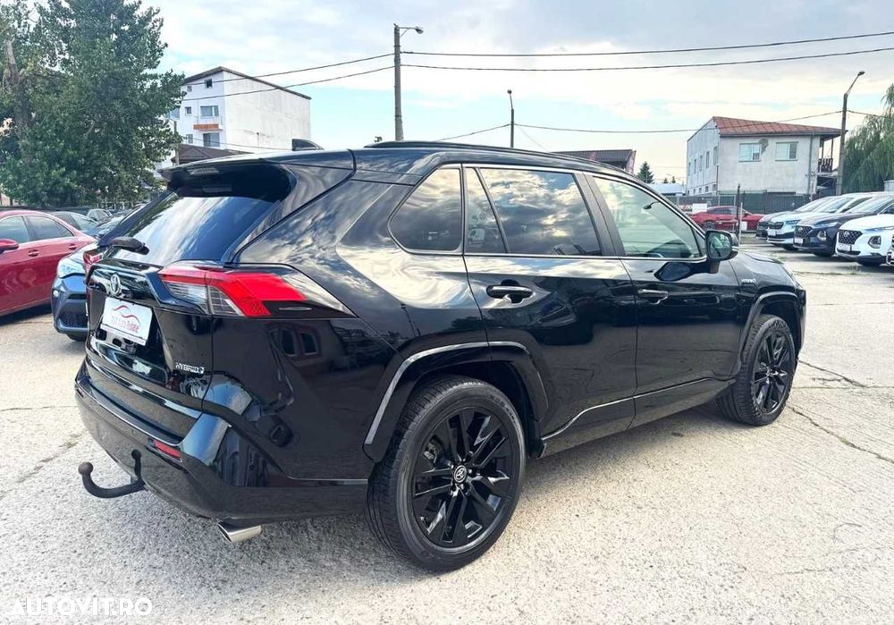 Toyota RAV4 - 9