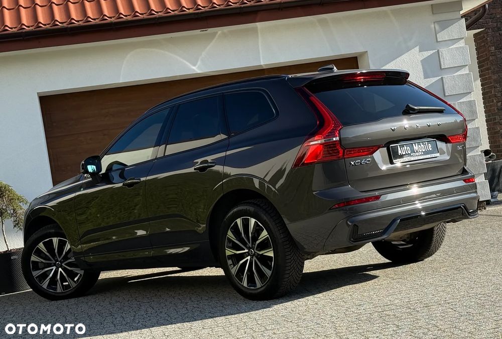 Volvo XC 60 B4 D AWD Plus Dark - 7
