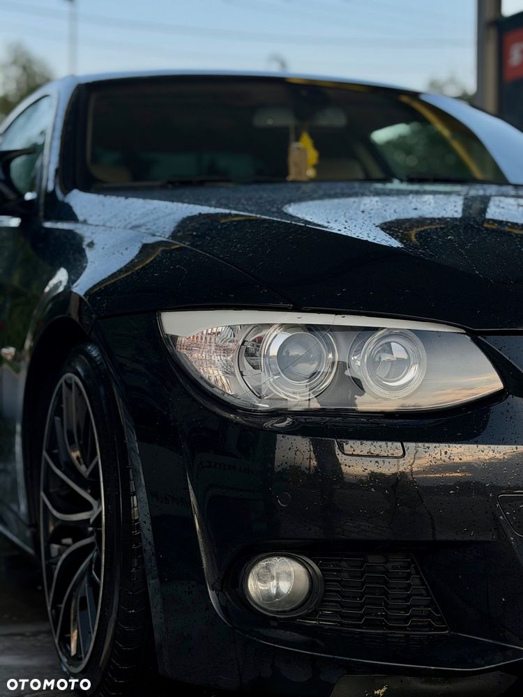 BMW Seria 3 320i - 9