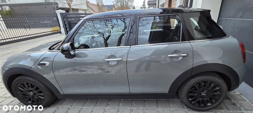 MINI Cooper Standard - 10