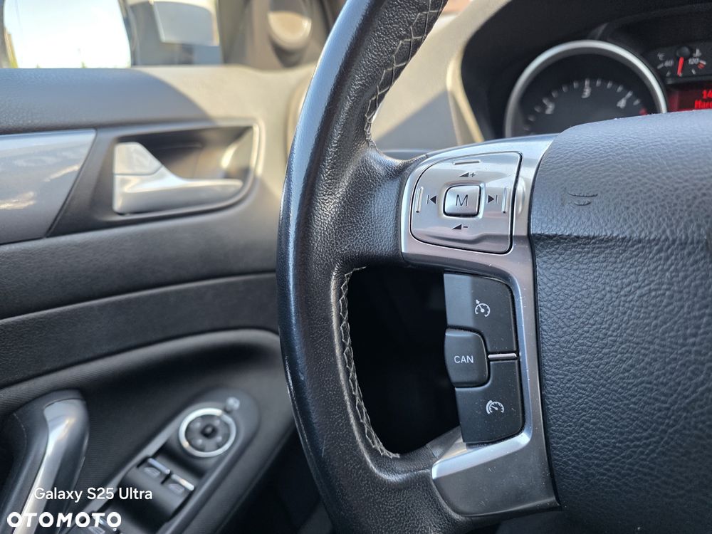 Ford Mondeo 2.0 TDCi Titanium - 15