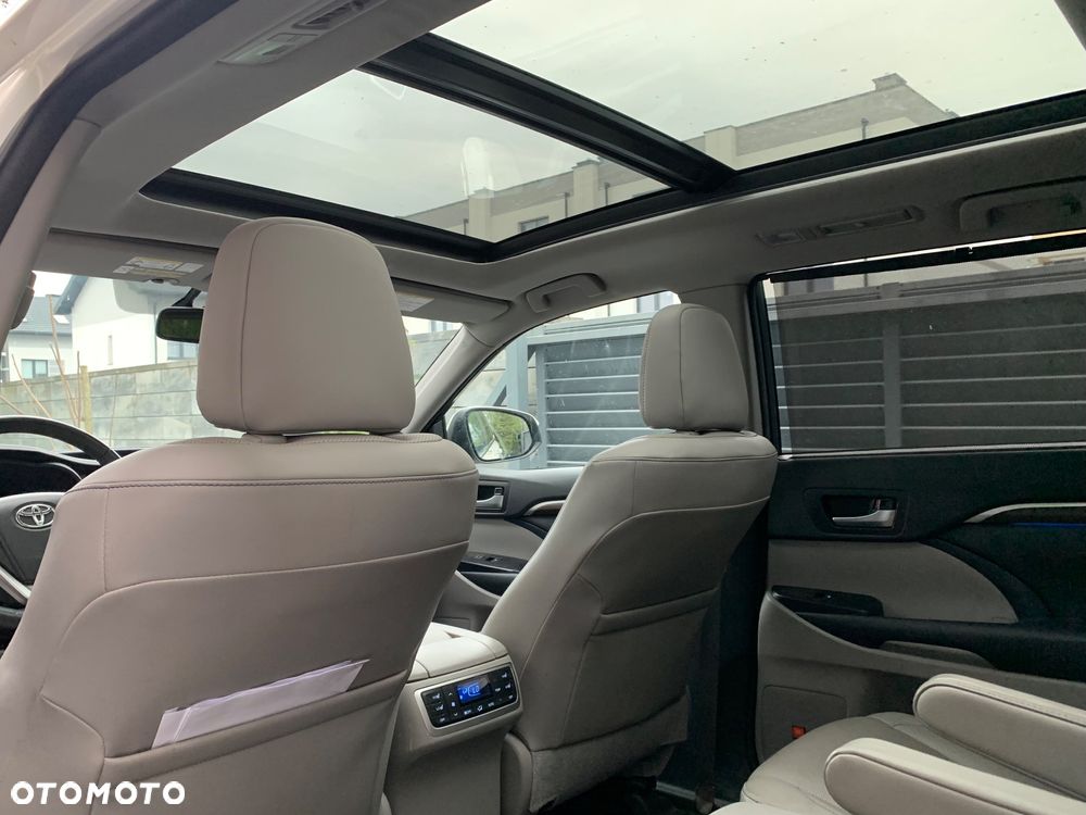 Toyota Highlander 3.3 V6 Base Hybrid - 19