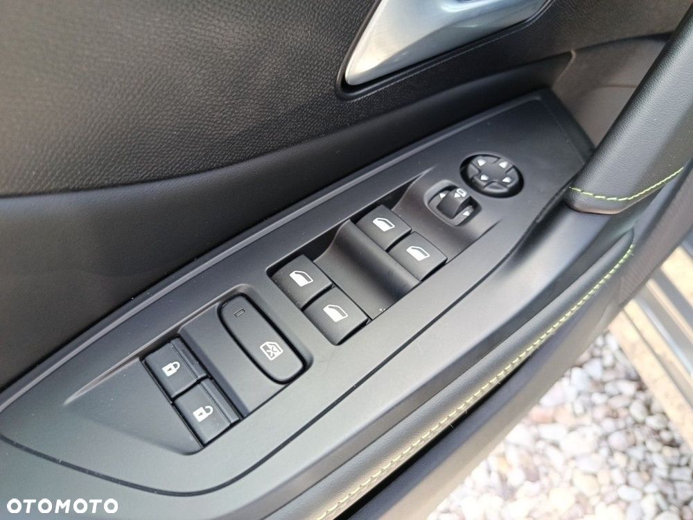 Peugeot 308 - 11