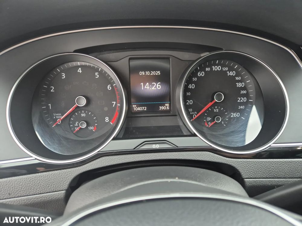 Volkswagen Passat 2.0 TSI DSG Highline - 13