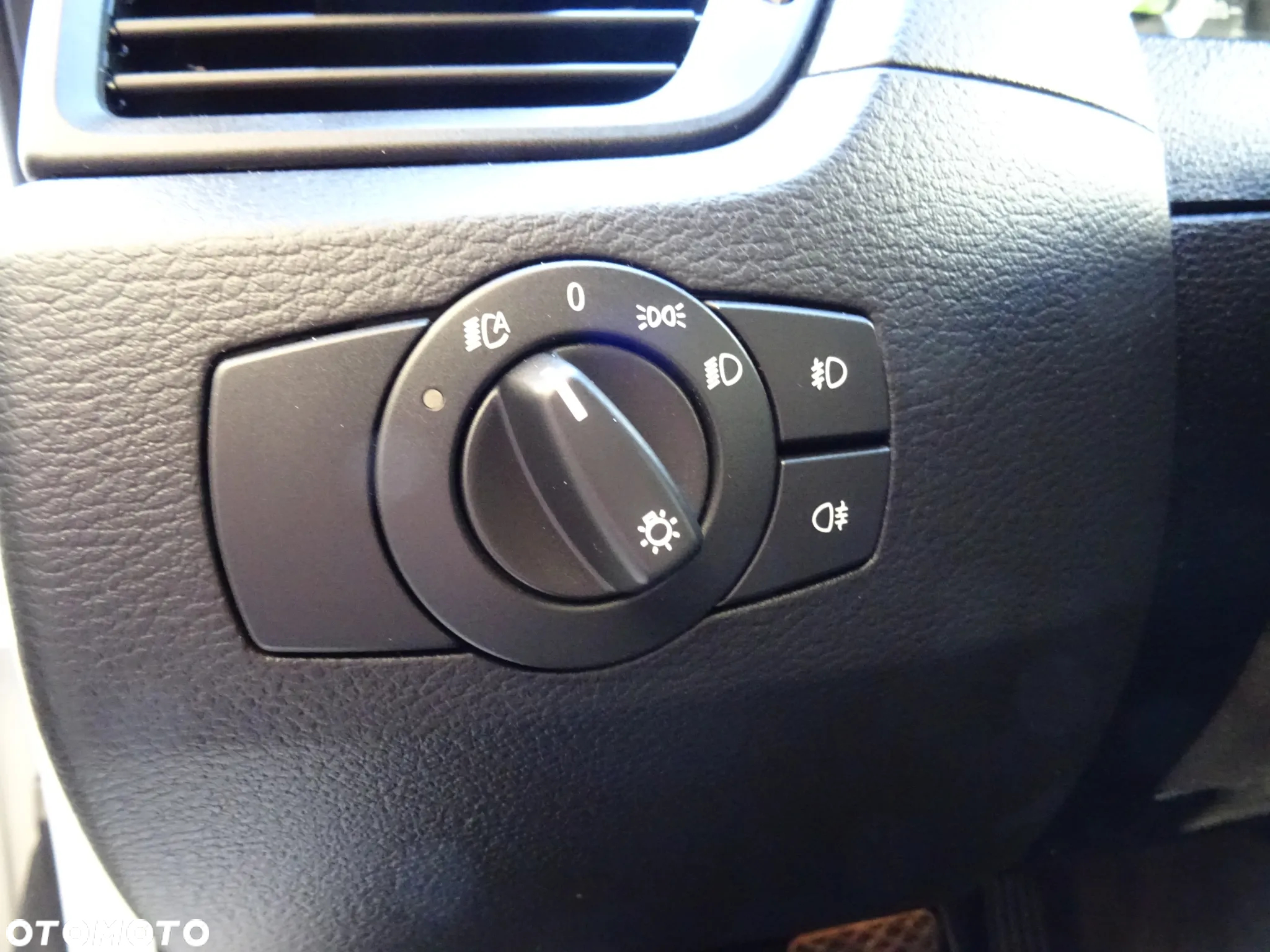 BMW X1 xDrive23d - 15