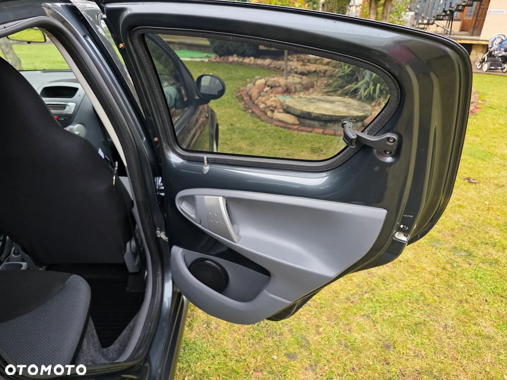 Toyota Aygo 1.0 VVT-i Premium - 23