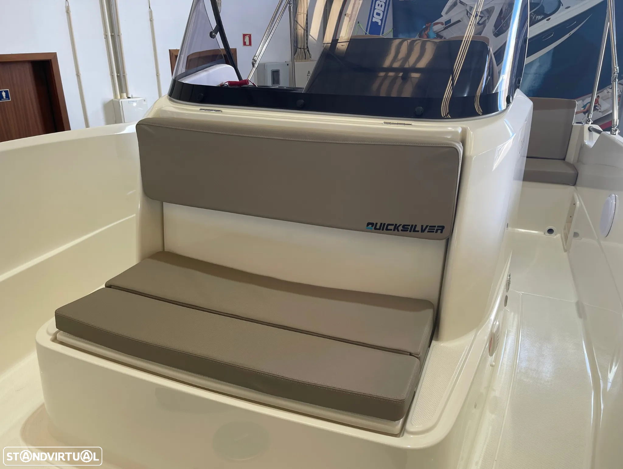Quicksilver Activ 605 Open - 16