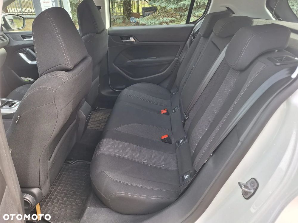 Peugeot 308 1.2 PureTech Active S&S - 21