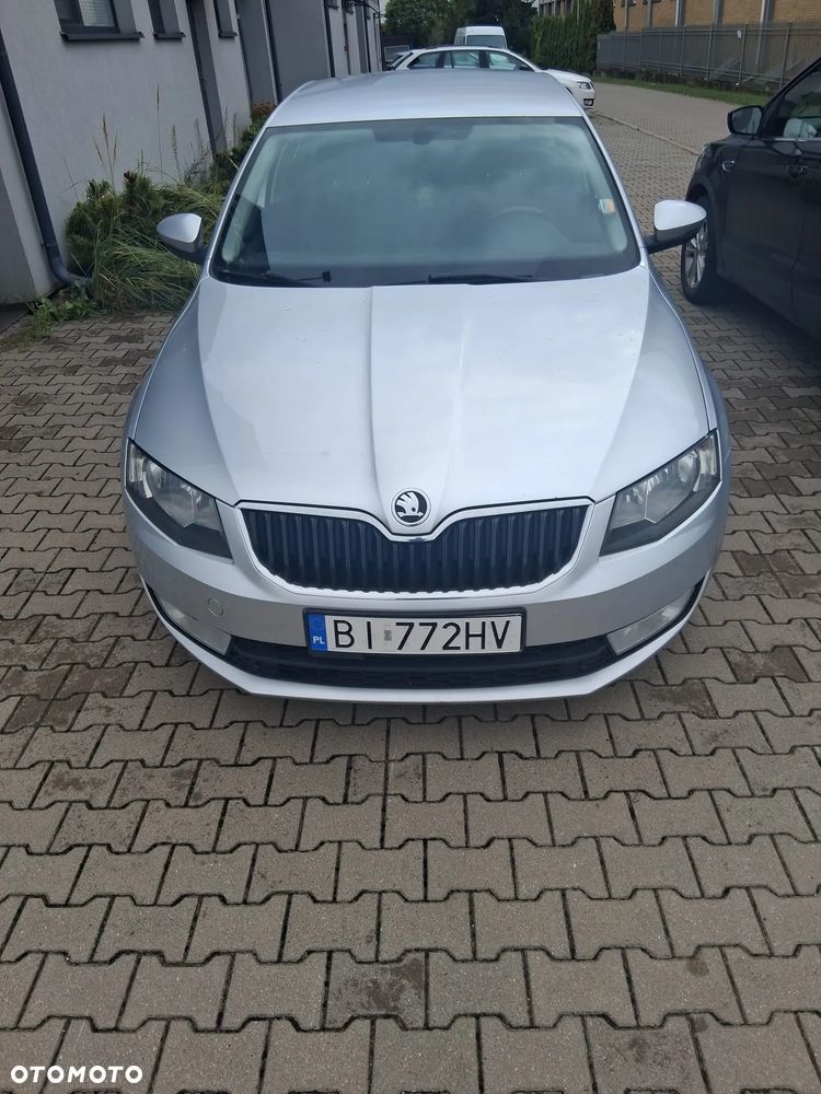 Skoda Octavia 1.6 TDI Style DSG - 1