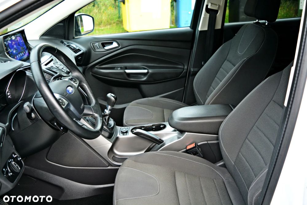 Ford Kuga 1.5 EcoBoost 2x4 Business Edition - 22