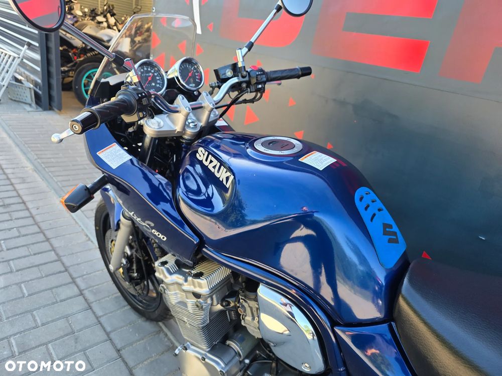 Suzuki Bandit - 10