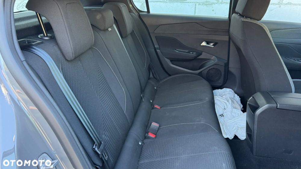 Peugeot 308 1.2 PureTech Allure S&S EAT8 - 19