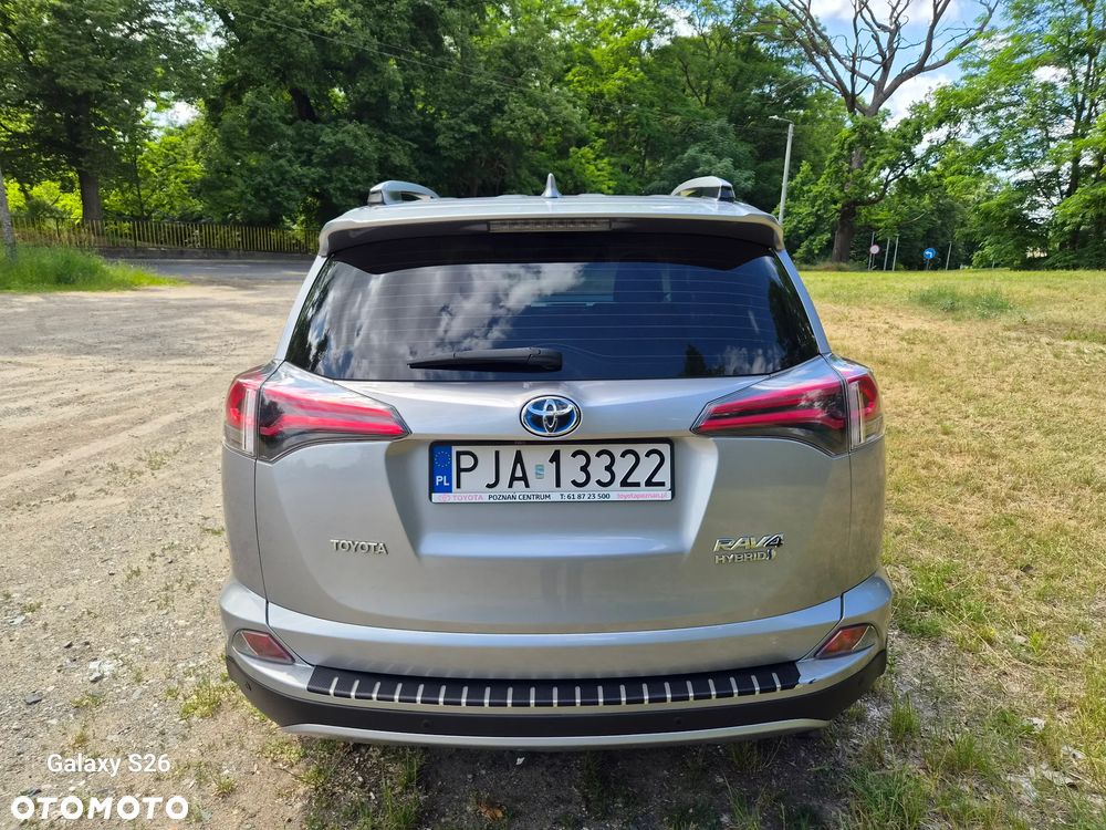 Toyota RAV4 Hybrid Premium 4x2 - 15