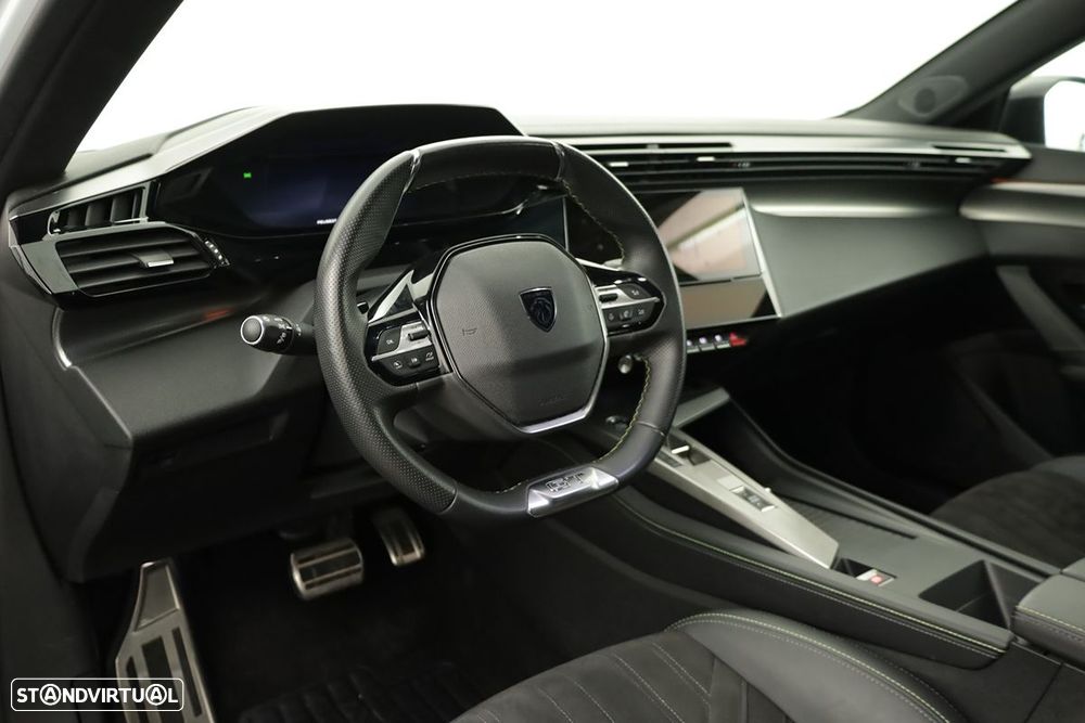Peugeot 308 1.2 PureTech GT EAT8 - 7