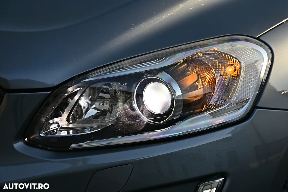 Volvo XC 60 D4 Geartronic Summum - 26