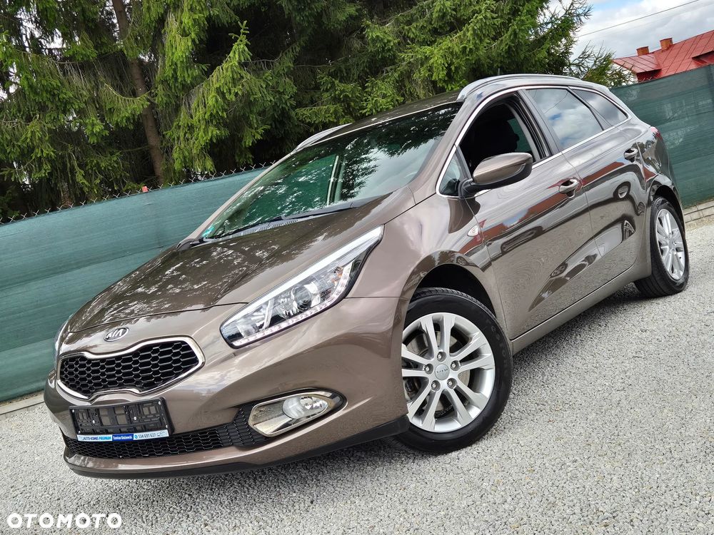 Kia Ceed 1.6 GDI Fifa World Cup Edition - 2