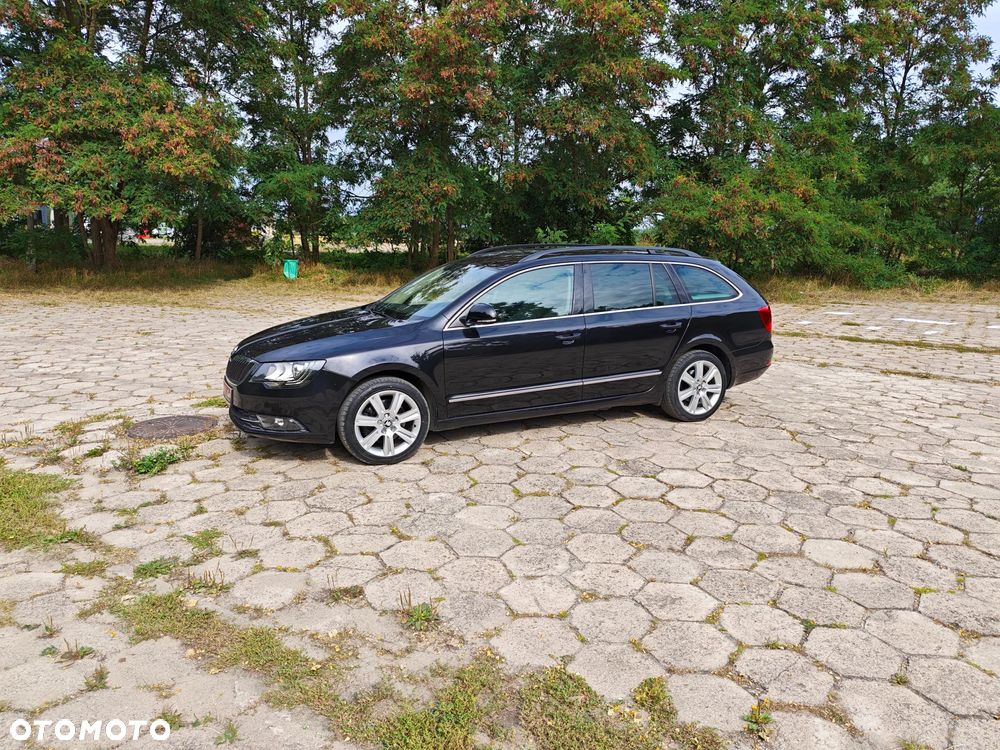 Skoda Superb 2.0 TDI Elegance - 31