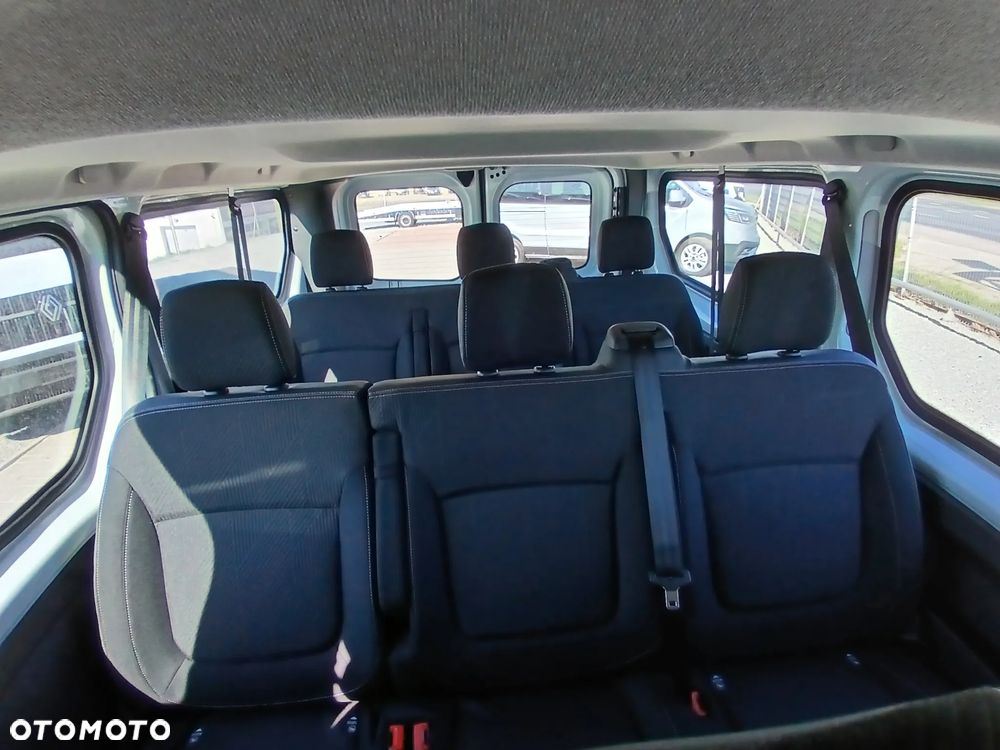 Renault Trafic - 13