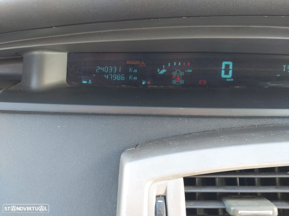 Renault Scénic 1.9 dCi L. Privilége - 11