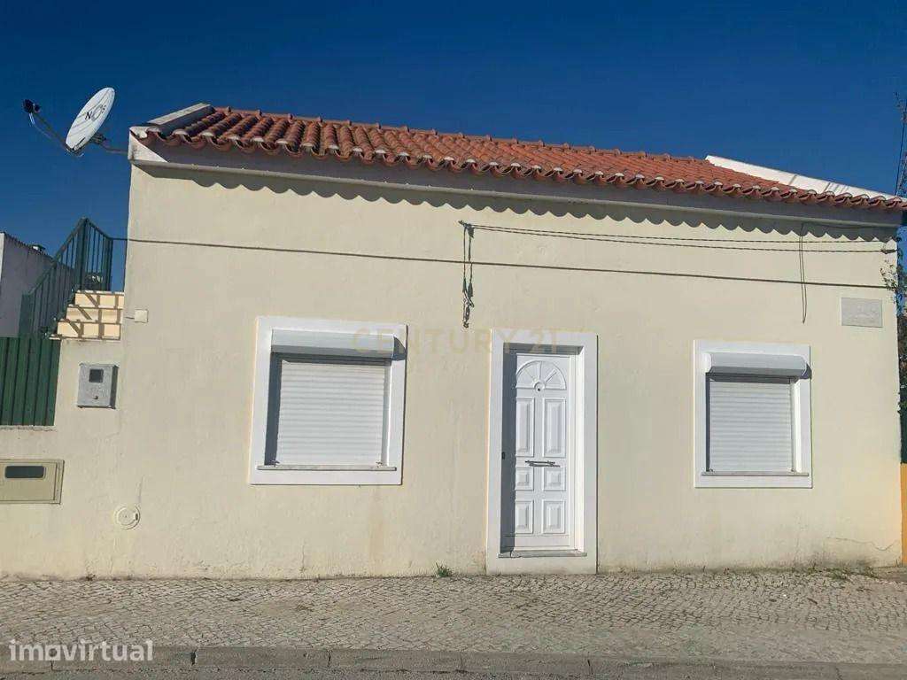 Bairro Alentejano, Quinta do Anjo, moradia T2 remodelada para arrendam - Grande imagem: 2/18
