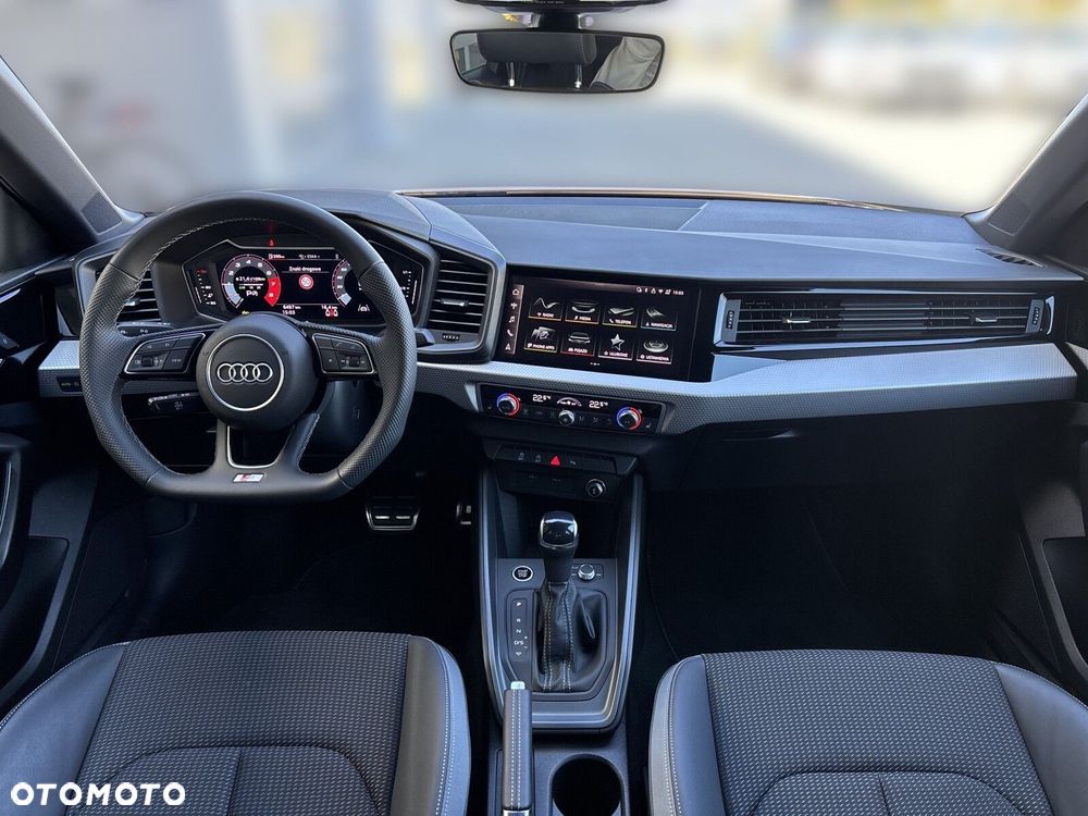 Audi A1 Sportback 30 TFSI Advanced S-tronic - 16