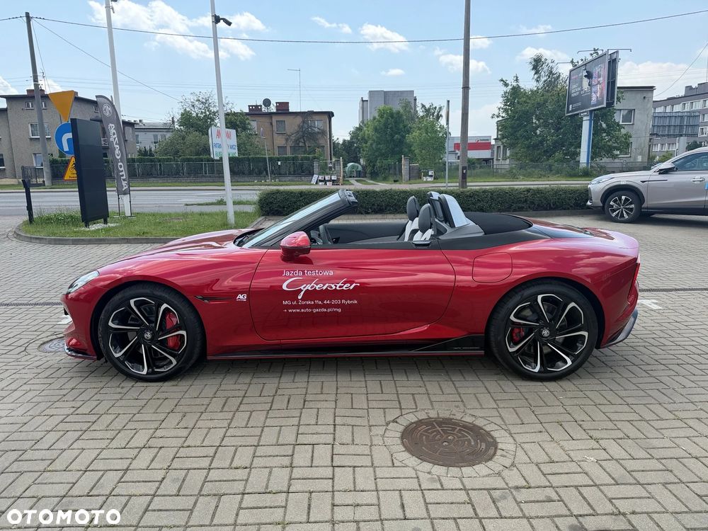 MG Cyberster 77kWh AWD Czarny Dach - 9