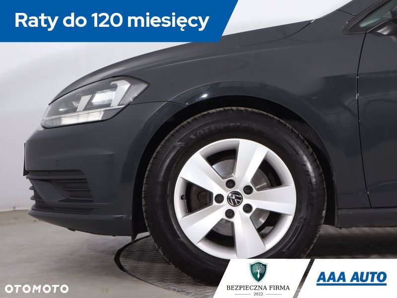 Volkswagen Golf Variant - 15